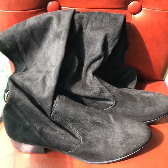 Over the knee boots - Picture 3 of 5